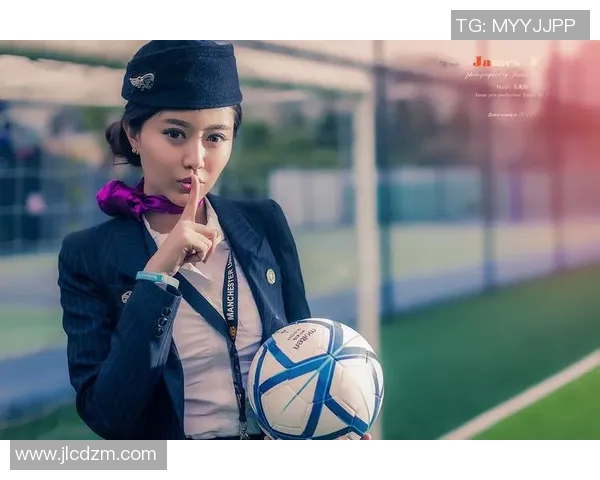 当空姐偶遇足球明星瞬间的心跳与惊喜交织的故事