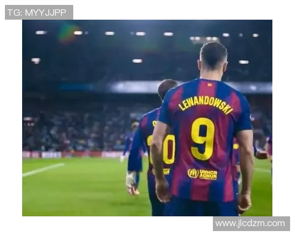 最花哨的足球明星揭秘他们的华丽风格与场上魅力 最花哨的足球明星揭秘他们的华丽风格与场上魅力